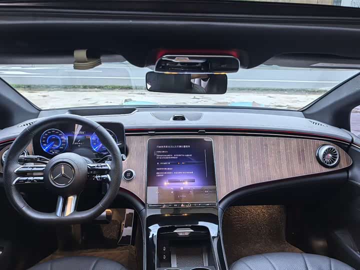 Фото 6 - Mercedes-Benz EQE