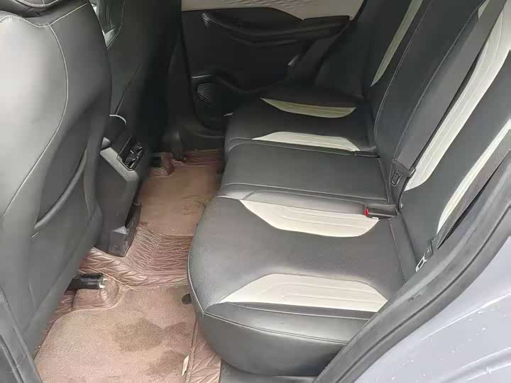 Geely Coolray 2022 2022款 缤越COOL 1.5TD DCT激擎版
