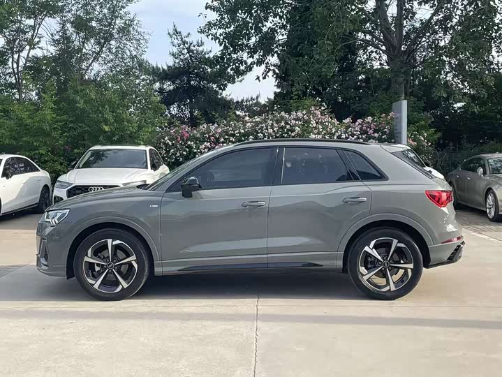 Audi Q3 2024 2024款 35 TFSI 时尚动感型