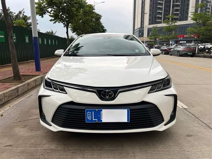 Фото 6 - Toyota Corolla