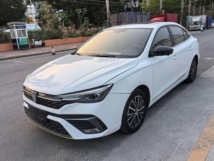 Zdjęcie 1 - Roewe i5