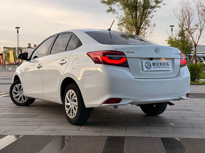 Toyota Vios 2022 2022款 1.5L 20周年纪念版