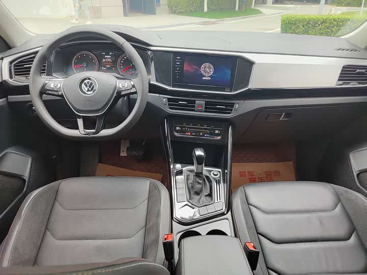 Volkswagen Tayron 2020 2020款 330TSI 两驱豪华智联版