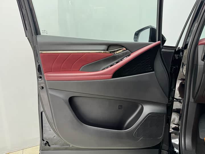 Zdjęcie 8 - GAC Trumpchi M8