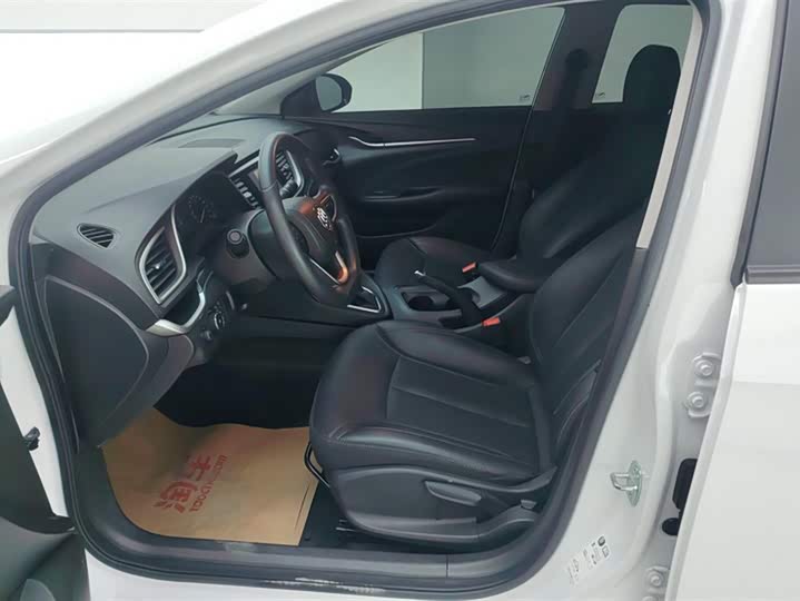 Zdjęcie 9 - Buick Excelle GT