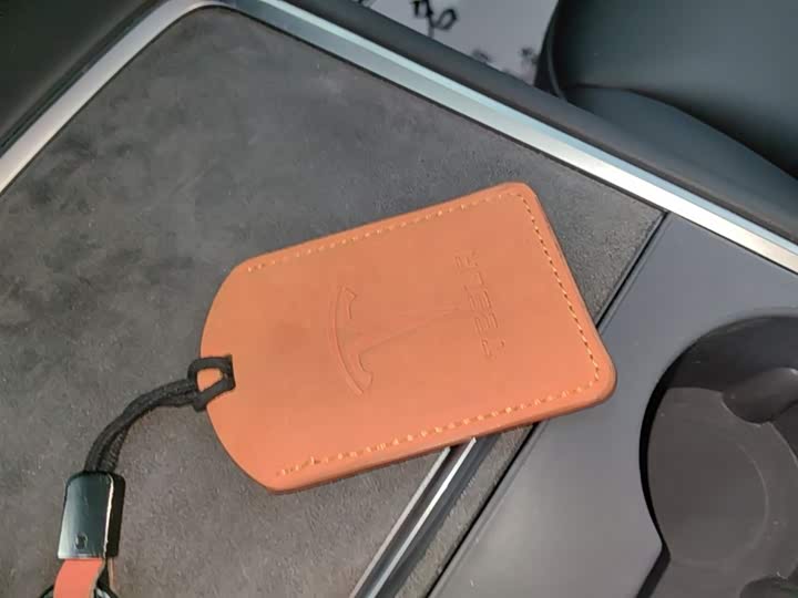 Zdjęcie 9 - Tesla Model Y