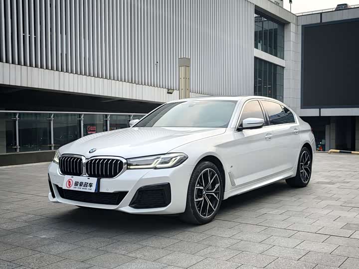 Фото 1 - BMW 5 Series