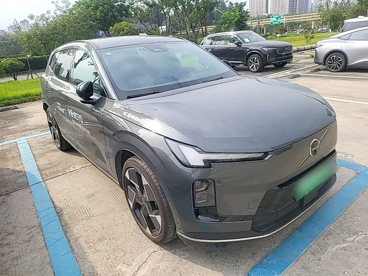 Volvo XC70 Hybrid 2026 2026款 四驱超长续航Ultra