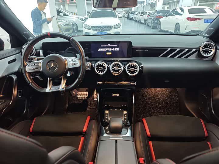 Фото 8 - Mercedes-Benz A-Class AMG