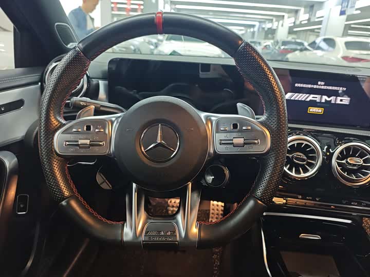 Фото 9 - Mercedes-Benz A-Class AMG