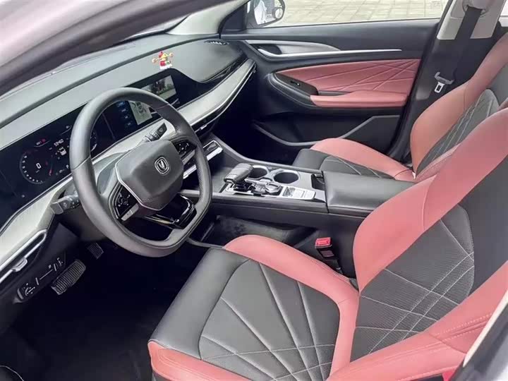 Фото 5 - Changan Eado Plus