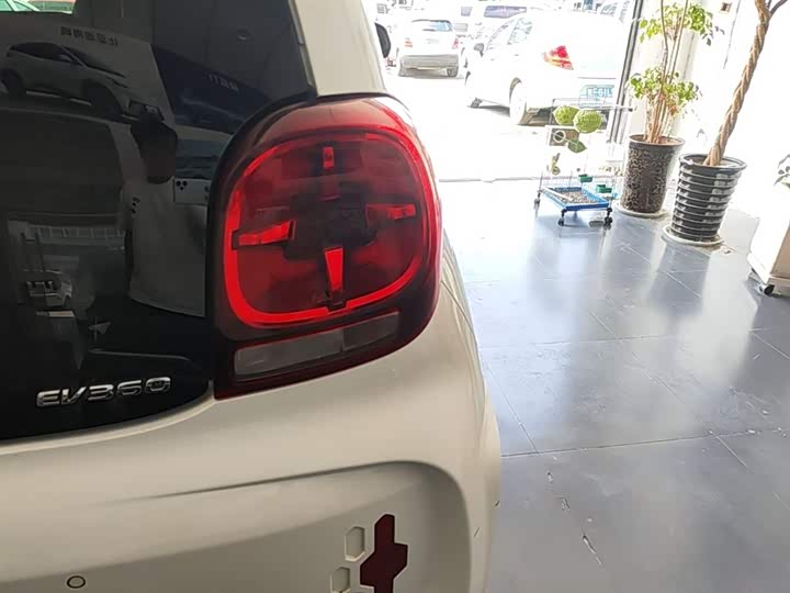 Roewe Clever 2021 2021款 302km新四座超能版