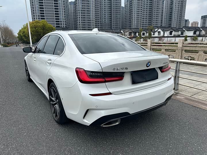 Фото 9 - BMW 3 Series