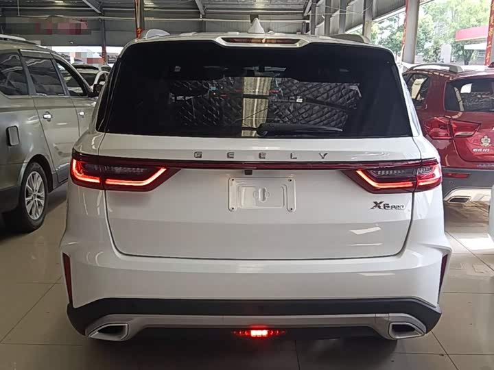 Photo 6 - Geely Vision X6