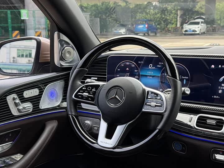 صورة 5 - Mercedes-Benz GLS-Class
