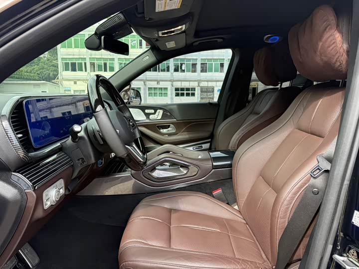 صورة 9 - Mercedes-Benz GLS-Class