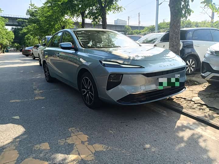 Roewe D6 2025 2025款 520km 智享版
