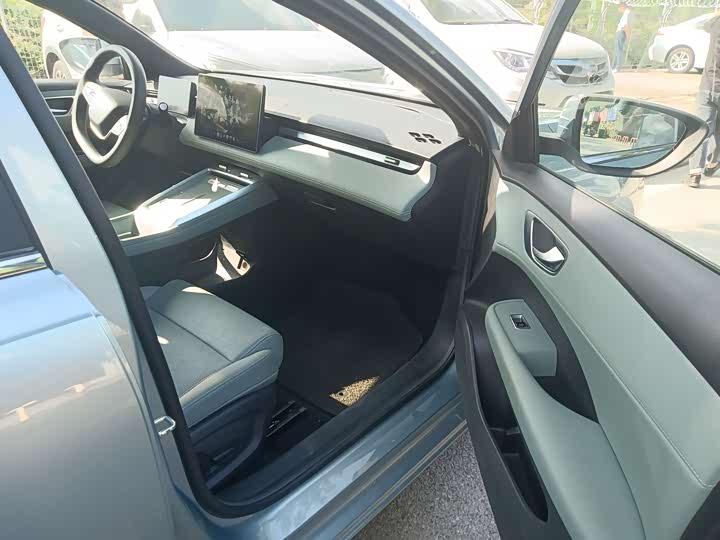 Roewe D6 2025 2025款 520km 智享版