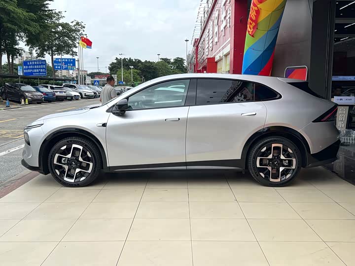 Фото 3 - XPeng G7