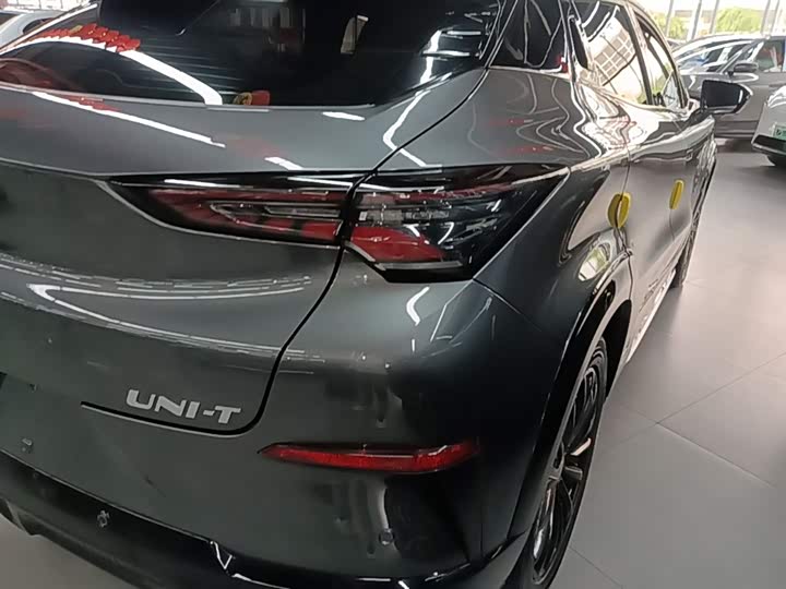 Changan UNI-T 2023 2023款 第二代 1.5T 尊享型