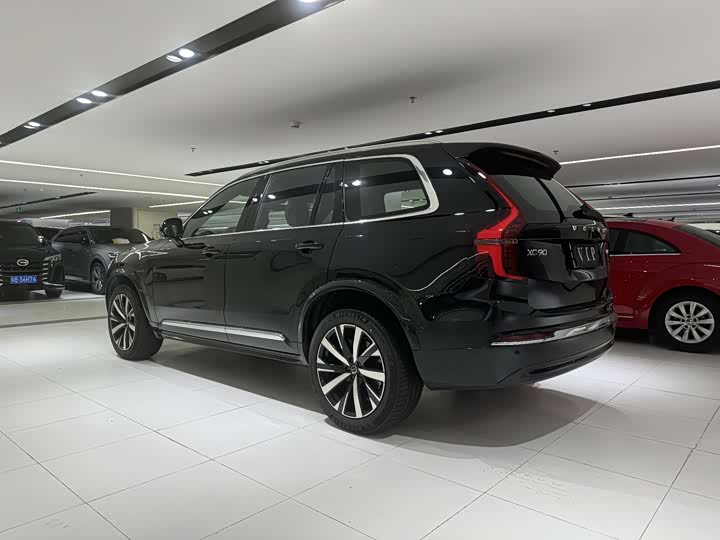 Volvo XC90 Hybrid 2025 2025款 改款 T8 智尊豪华版 7座
