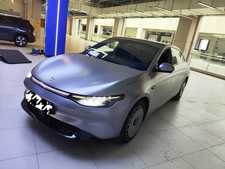 Zdjęcie 1 - Leapmotor C01