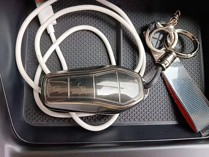 BYD Sea Lion 05 DM-i Hybrid 2025 2025款 DM-i 115KM尊荣型