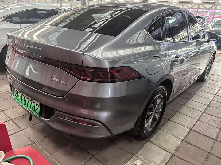 Фото 3 - BYD Qin Plus