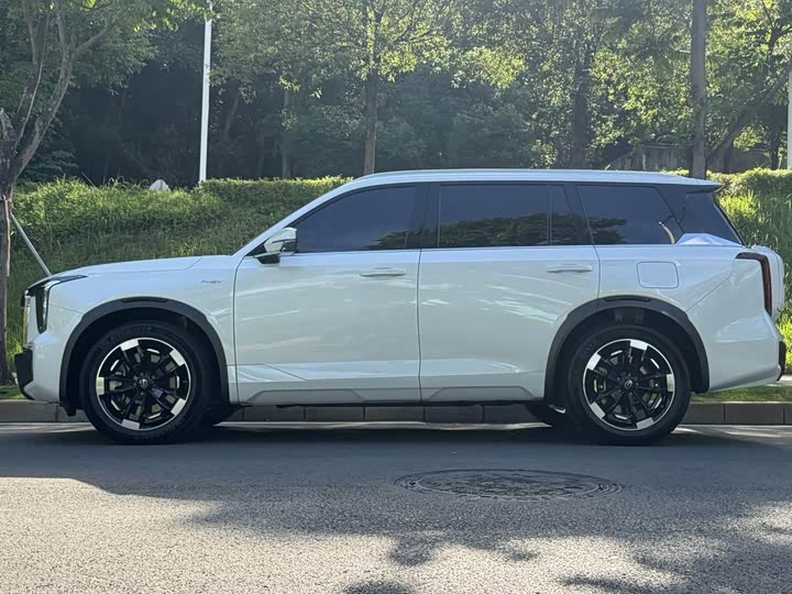 2024 GAC Trumpchi ES9