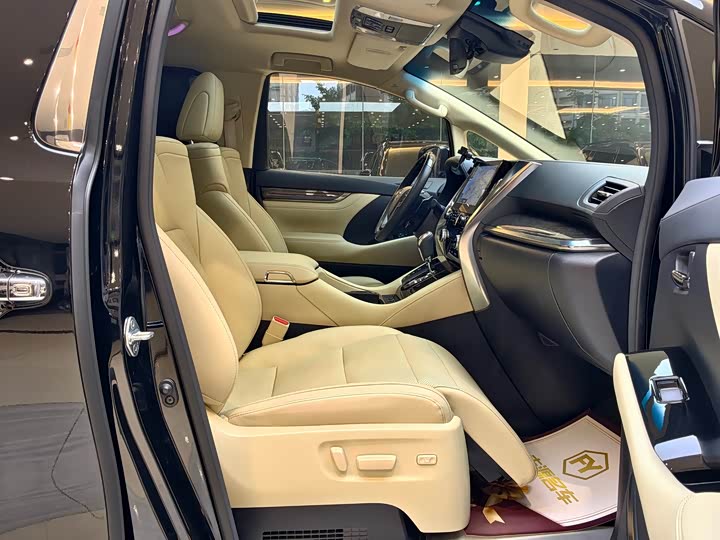 Toyota Alphard 2021 2021款 双擎 2.5L 尊贵版