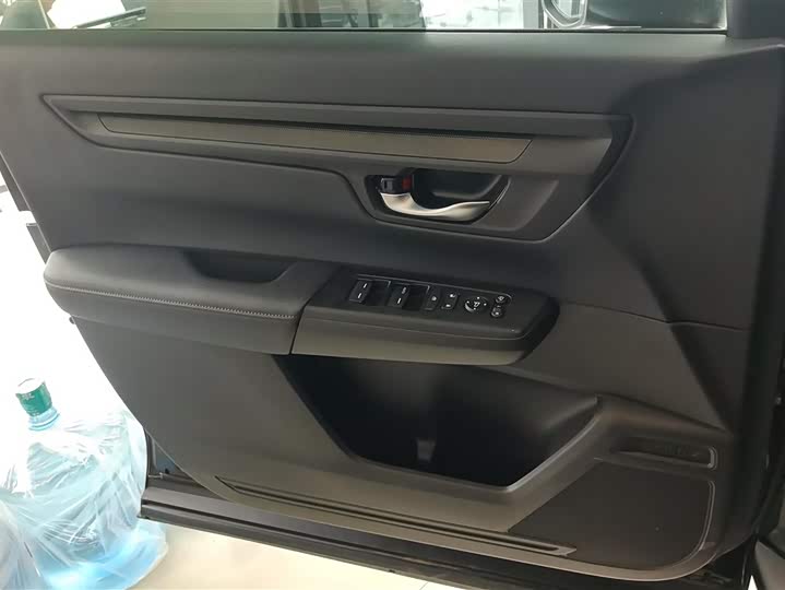 Фото 7 - Honda CR-V