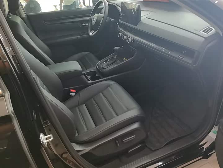 Фото 8 - Honda CR-V