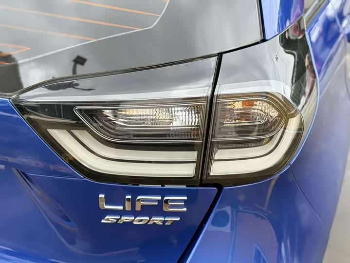 Honda Life 2021 2021款 1.5L CVT SPORT心动版