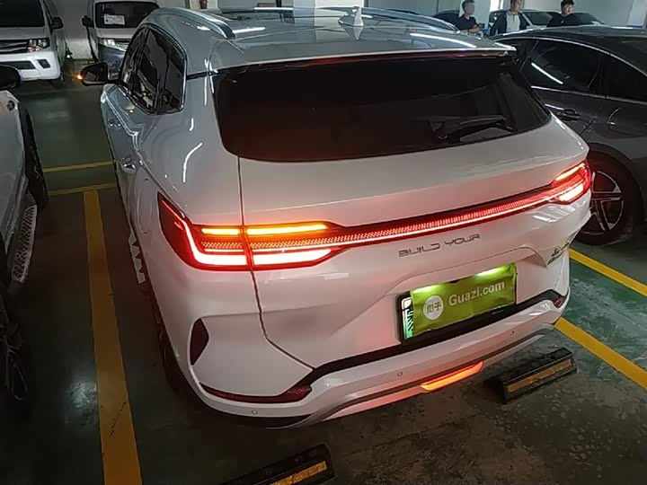 Photo 5 - BYD Song Plus Hybrid/EV