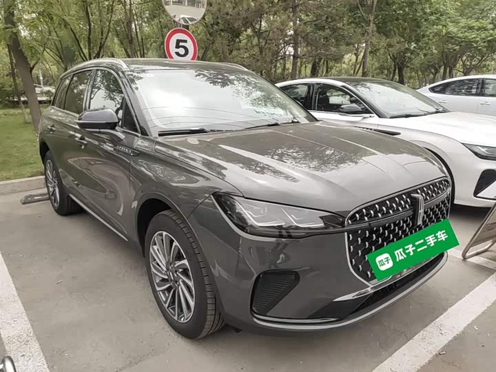 Lincoln Corsair 2025 2025款 2.0T 两驱尊雅版