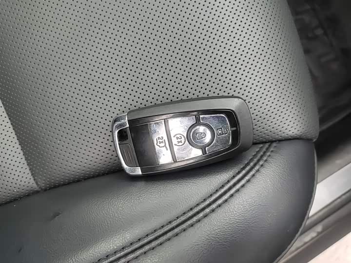 Lincoln Corsair 2025 2025款 2.0T 两驱尊雅版
