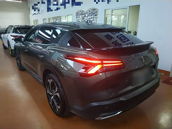 Фото 5 - Citroen C5 X