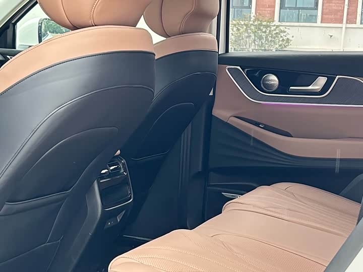Chery Tiggo 8L 2025 2025款 2.0T 两驱长虹版 7座