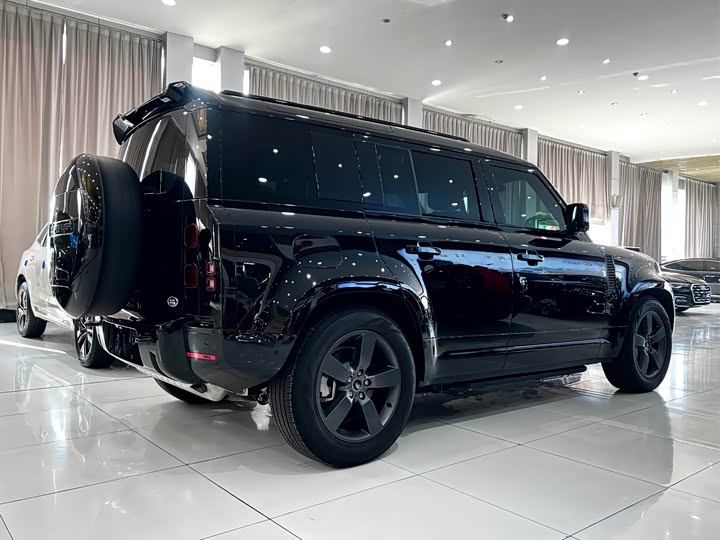 Zdjęcie 4 - Land Rover Defender