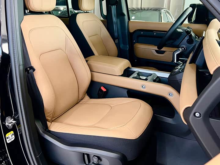 Zdjęcie 8 - Land Rover Defender