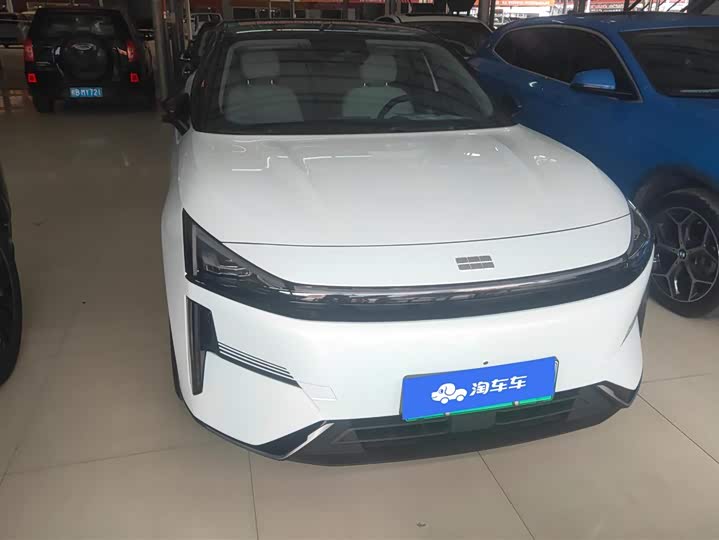 Фото 2 - Geely Galaxy L6