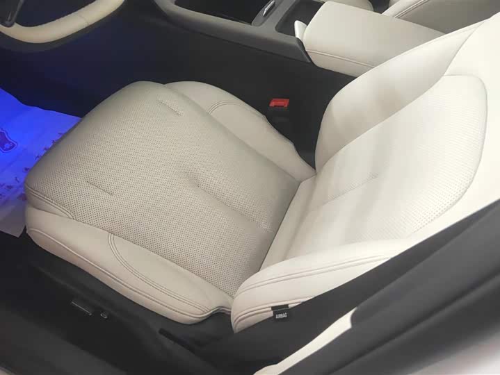 Фото 9 - Geely Galaxy L6