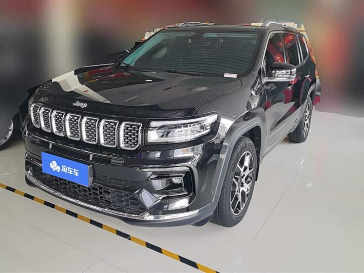 Jeep Grand Commander 2022 2022款 2.0T 两驱豪华版