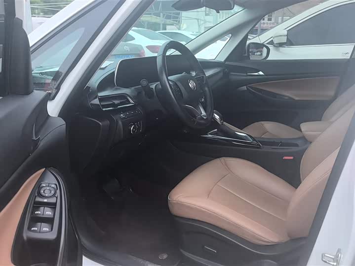 Фото 9 - Buick GL6
