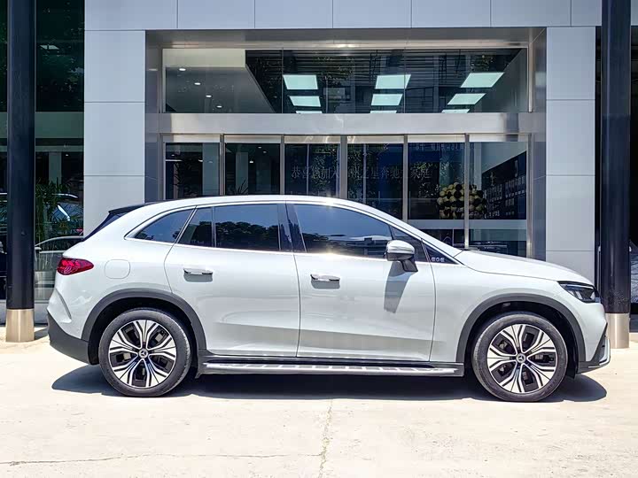 Mercedes-Benz EQE SUV 2024 2024款 350 4MATIC 豪华版