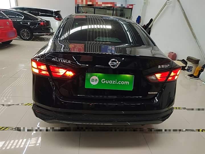 Zdjęcie 6 - Nissan Teana