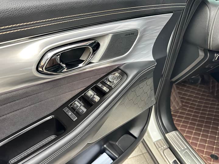 GAC Trumpchi GS8 2022 2022款 领航系列 2.0TGDI 四驱至尊版（七座）