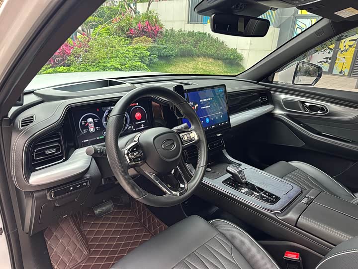 GAC Trumpchi GS8 2022 2022款 领航系列 2.0TGDI 四驱至尊版（七座）