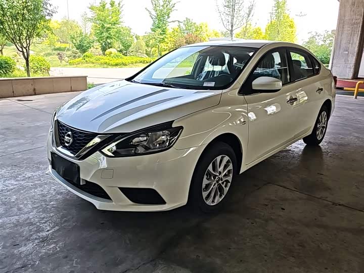Фото 2 - Nissan Sylphy