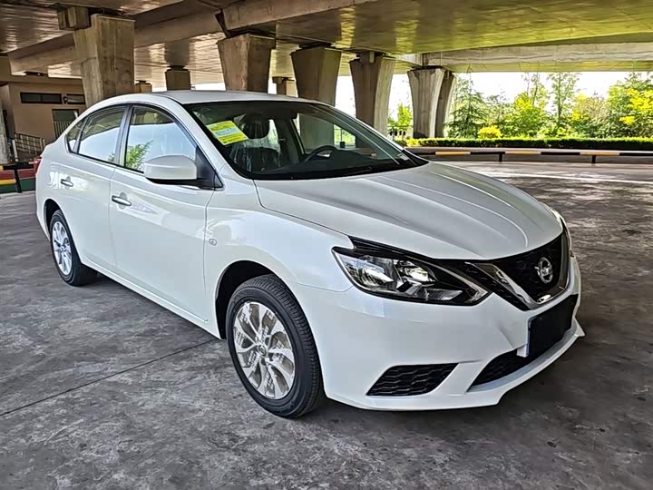 Фото 4 - Nissan Sylphy